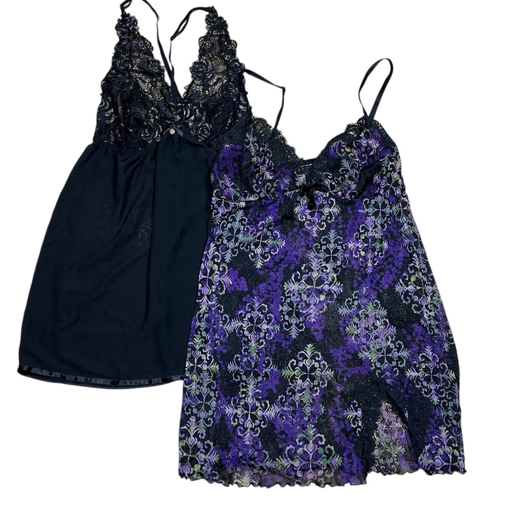 Lot of 2 Cacique Lace Camisoles Sz 18/20 Adjustable Straps Metallic Threads Sexy